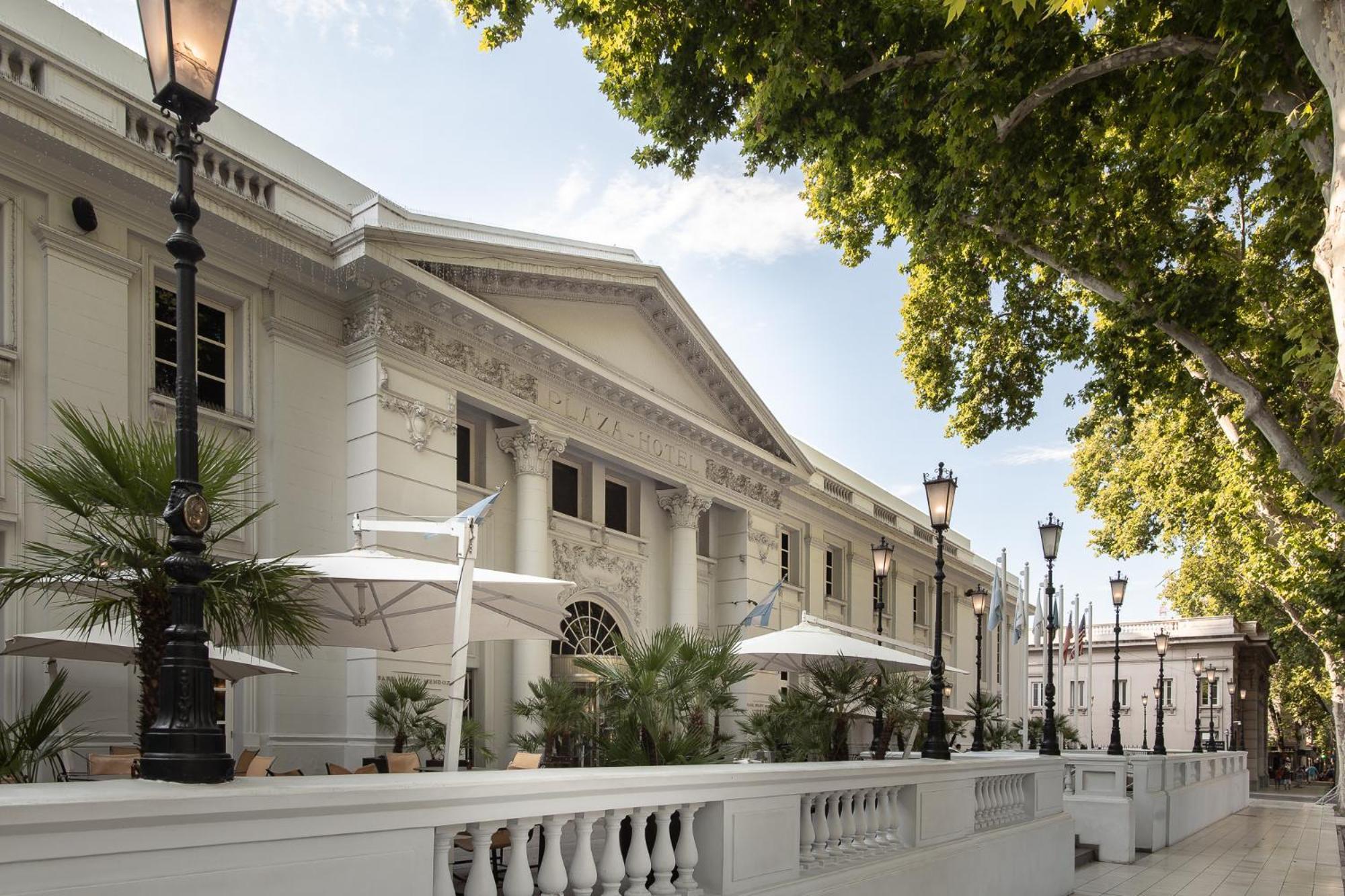 Park Hyatt Mendoza Hotel, Casino & Spa מראה חיצוני תמונה The exterior of the Los Angeles County Museum of Art
