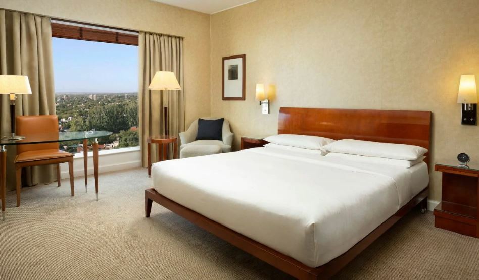 Park Hyatt Mendoza Hotel, Casino & Spa מראה חיצוני תמונה A room at the Taj Bengal