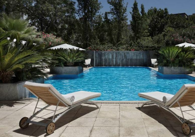 Park Hyatt Mendoza Hotel, Casino & Spa מראה חיצוני תמונה The pool at the Four Seasons Hotel